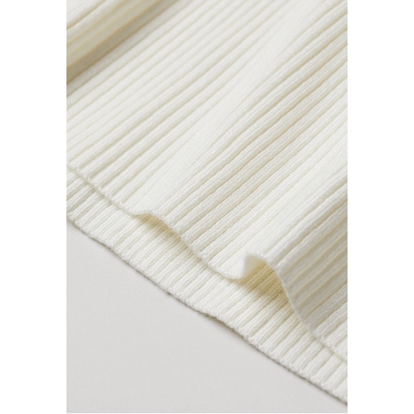 Beautiful H&M NWT!  Rib knit light sweater tanks. •READ BELOW FOR PRICE DETAILS• - Picture 4 of 7